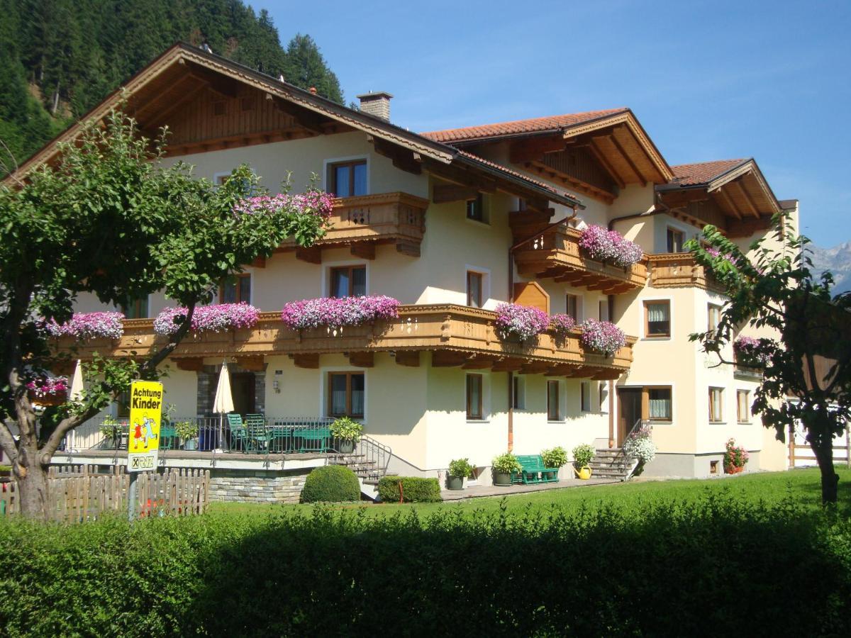 Appartements Schwoagerhof Fügen Buitenkant foto